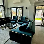 Villa Turuncta Ozel Havuzlu Luks Marın 1 *
