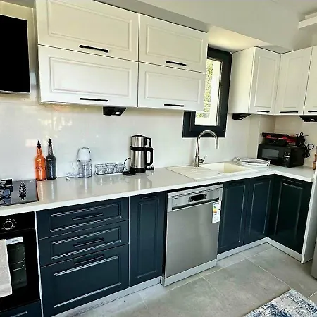 Turuncta Ozel Havuzlu Luks Marin 1 ヴィラ マルマリス