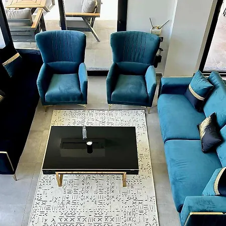 Turuncta Ozel Havuzlu Luks Marin 1 ヴィラ