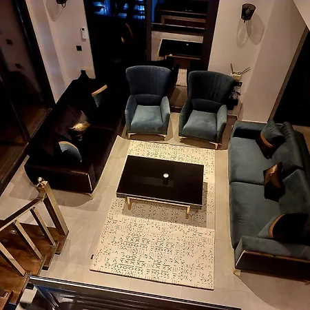 Turuncta Ozel Havuzlu Luks Marin 1 *