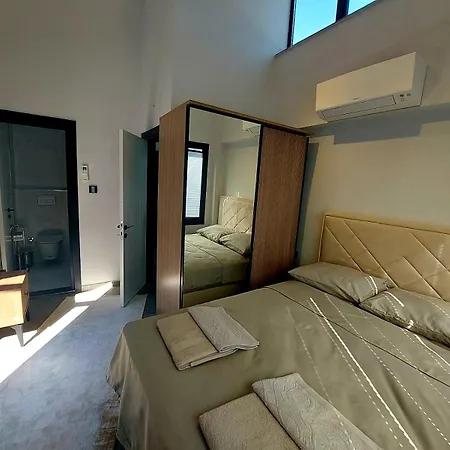 ヴィラ Turuncta Ozel Havuzlu Luks Marin 1